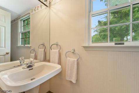 219 Sandy Ridge Mount Airy Delaware NJ 08559