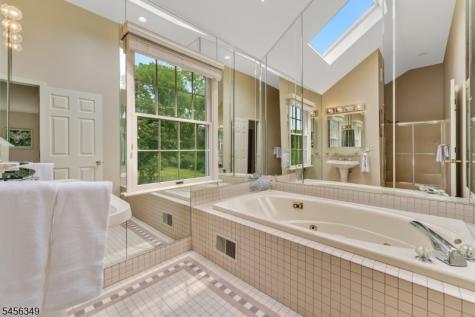 219 Sandy Ridge Mount Airy Delaware NJ 08559