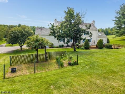 219 Sandy Ridge Mount Airy Delaware NJ 08559