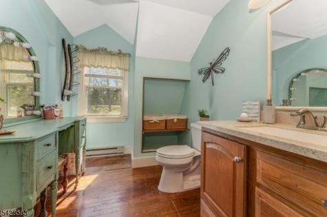 33 Mt Lebanon Road Lebanon NJ 07865