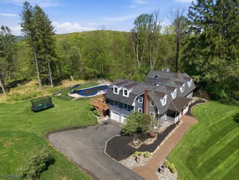 33 Mt Lebanon Road Lebanon NJ 07865