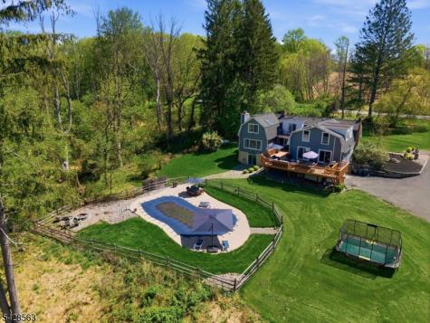 33 Mt Lebanon Road Lebanon NJ 07865