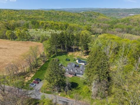 33 Mt Lebanon Road Lebanon NJ 07865
