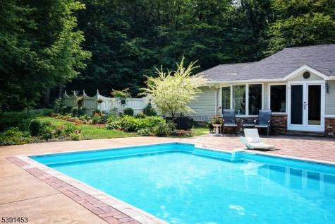 47 New Mashipacong Road Montague NJ 07827