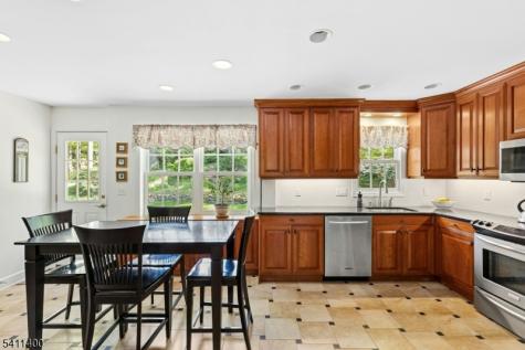 260 Lorraine Drive Berkeley Heights NJ 07922