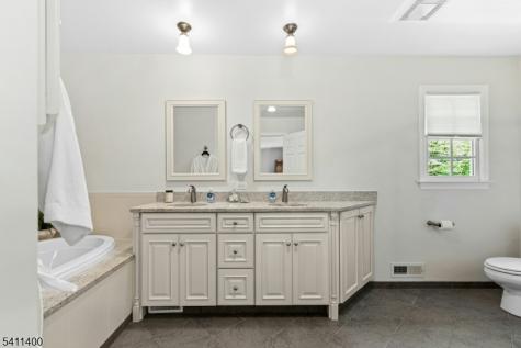 260 Lorraine Drive Berkeley Heights NJ 07922