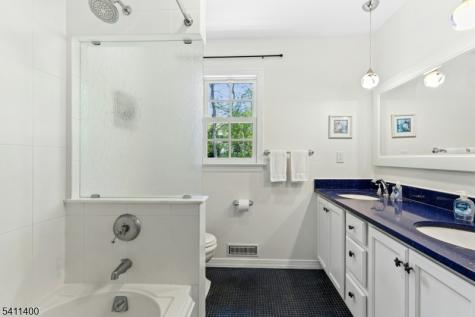 260 Lorraine Drive Berkeley Heights NJ 07922