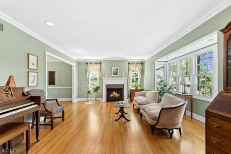 260 Lorraine Drive Berkeley Heights NJ 07922