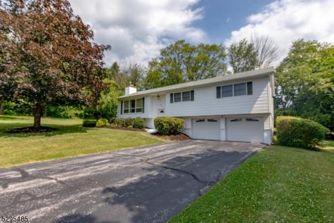 28 Elizabeth Drive Wantage NJ 07461
