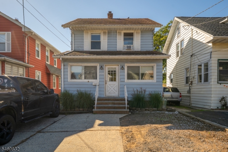 830 Gibbons Court Elizabeth NJ 07202