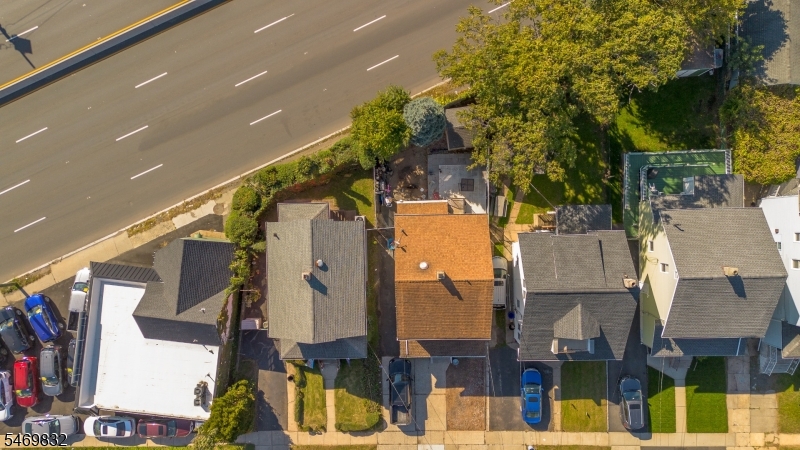 830 Gibbons Court Elizabeth NJ 07202