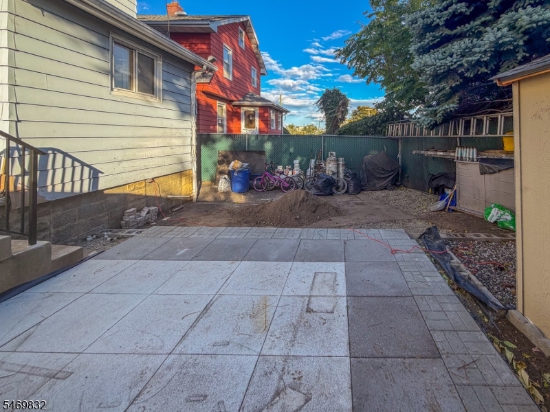 830 Gibbons Court Elizabeth NJ 07202