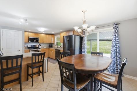 708 Franklin Street Belvidere NJ 07823