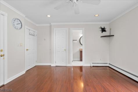 40 Hunterdon Road West Orange NJ 07052