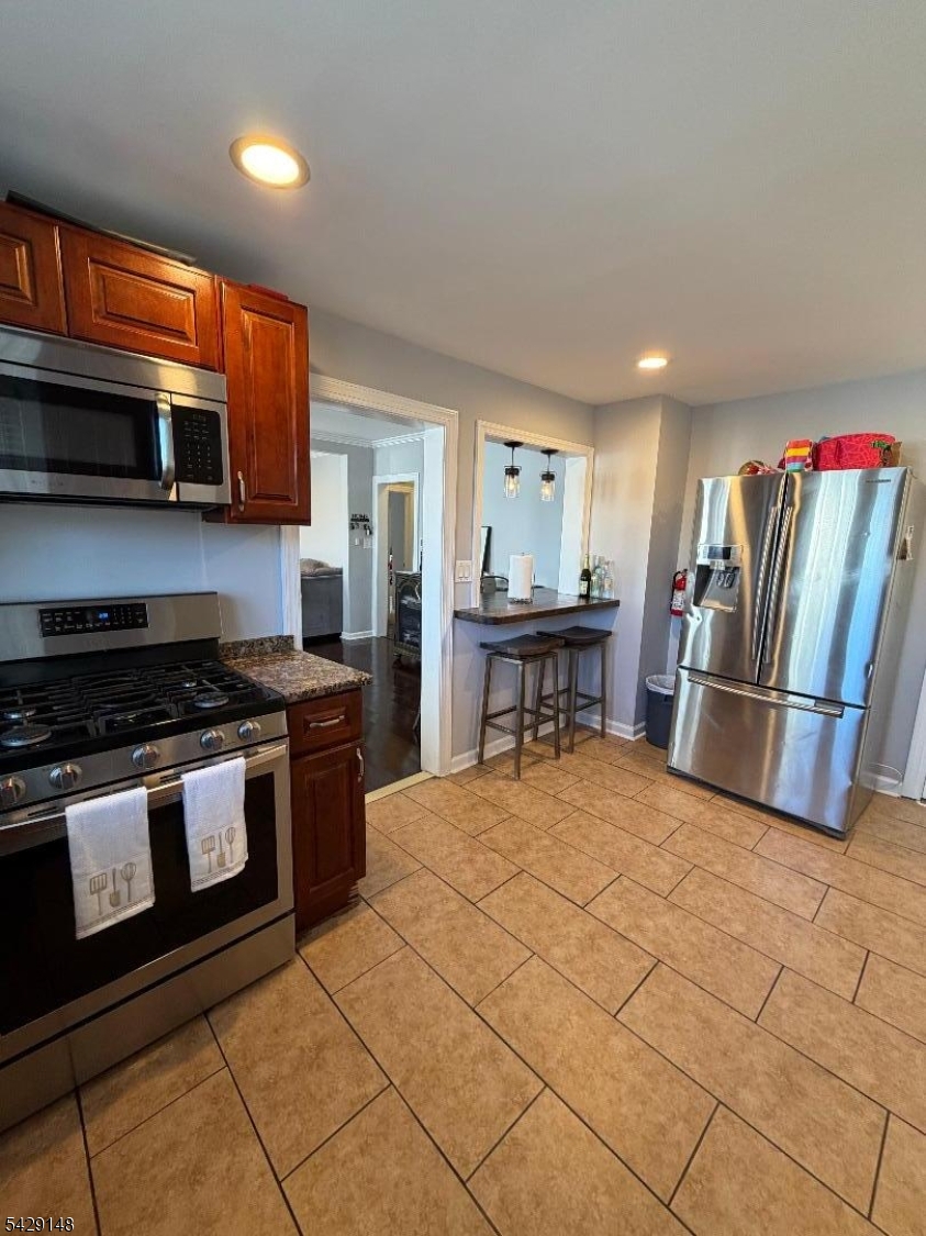 835 Dixie Lane Plainfield NJ 07062
