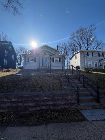 835 Dixie Lane Plainfield NJ 07062