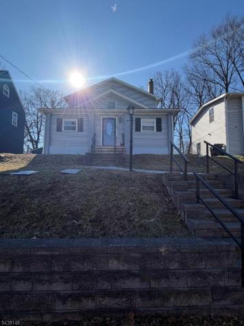 835 Dixie Lane Plainfield NJ 07062