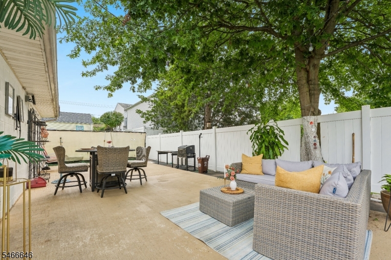 158 Charlton Avenue Lodi NJ 07644