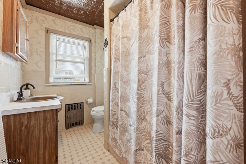 15 Adelaide Street Belleville NJ 07109