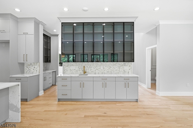 59 Wynnewood Road Livingston NJ 07039