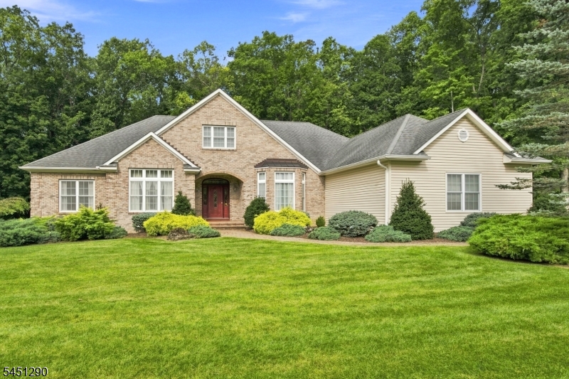 20 Eagles Nest Road Green NJ 07860