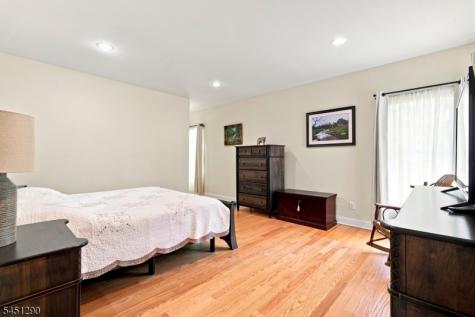 20 Eagles Nest Road Green NJ 07860