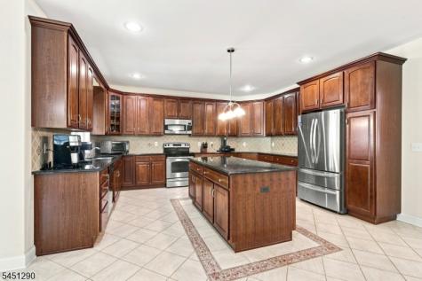 20 Eagles Nest Road Green NJ 07860