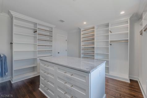 18 Woodside Road Springfield NJ 07081