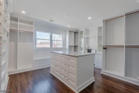 18 Woodside Road Springfield NJ 07081