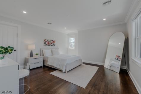18 Woodside Road Springfield NJ 07081