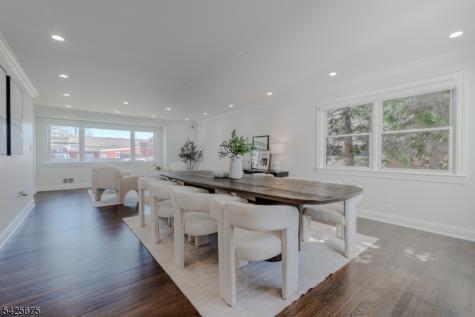18 Woodside Road Springfield NJ 07081