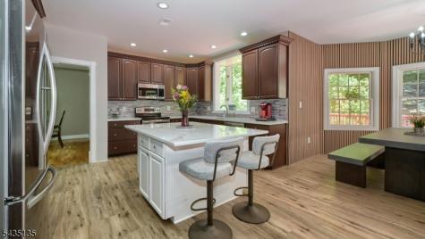 26 Stonehedge Drive Hardyston NJ 07460