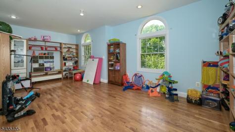 26 Stonehedge Drive Hardyston NJ 07460