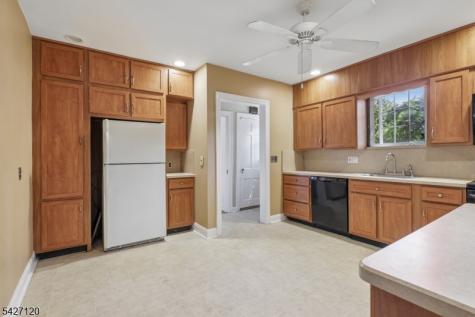 24 Wilton Terrace Verona NJ 07044