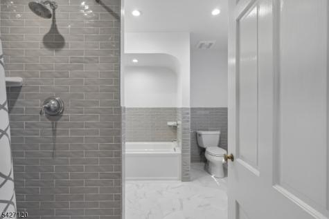 24 Wilton Terrace Verona NJ 07044