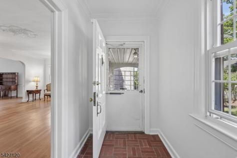 24 Wilton Terrace Verona NJ 07044