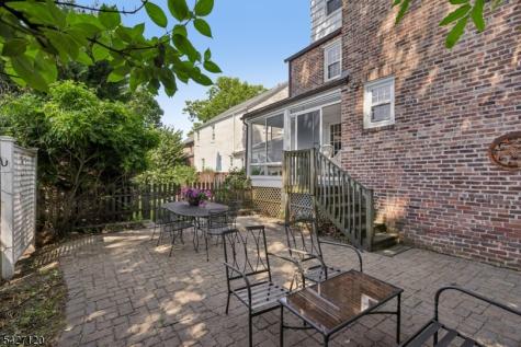 24 Wilton Terrace Verona NJ 07044