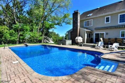 29 Cheryl Hills Drive Hawthorne NJ 07506