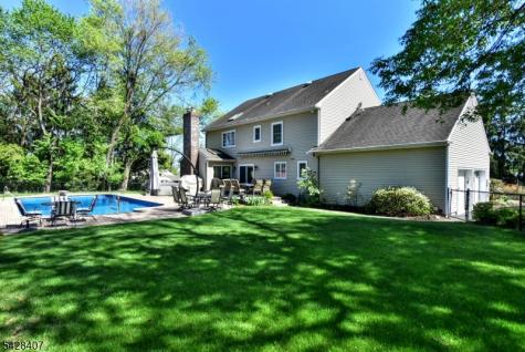 29 Cheryl Hills Drive Hawthorne NJ 07506