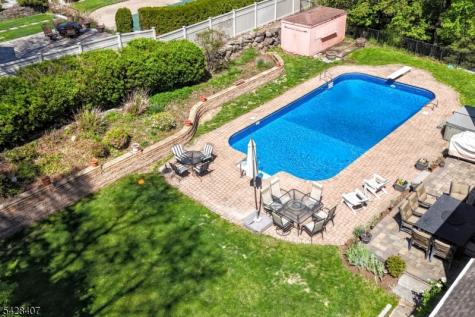 29 Cheryl Hills Drive Hawthorne NJ 07506