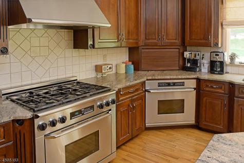 23 Andrea Court Sparta NJ 07871