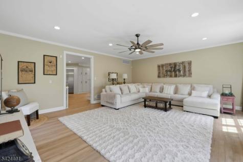 32 Mallard Drive Allamuchy NJ 07840
