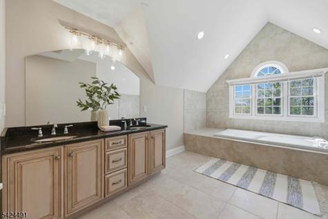 32 Mallard Drive Allamuchy NJ 07840