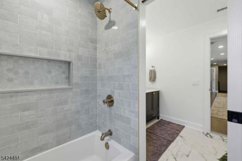 32 Mallard Drive Allamuchy NJ 07840