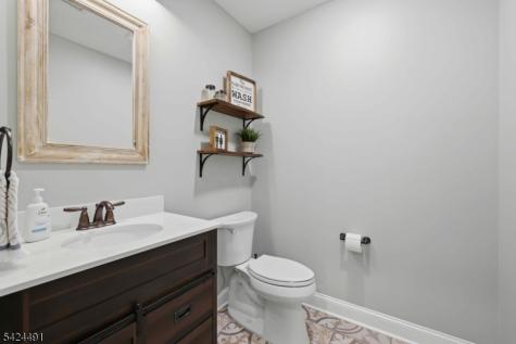 32 Mallard Drive Allamuchy NJ 07840