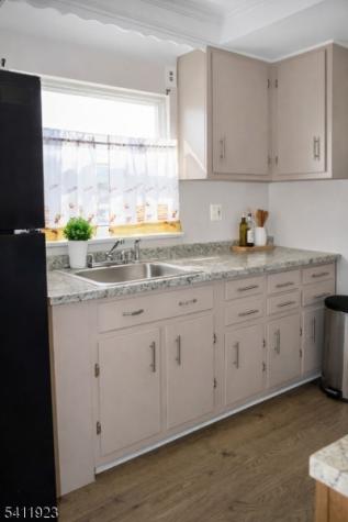 17 Dupont Street North Plainfield NJ 07060