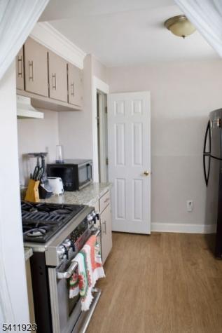 17 Dupont Street North Plainfield NJ 07060