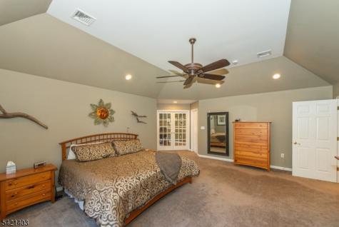 36 Roaring Brook Way West Milford NJ 07480
