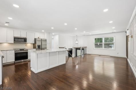 34 Oklahoma Trail Hopatcong NJ 07843