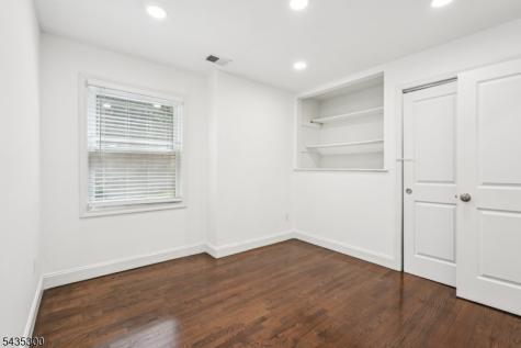 34 Oklahoma Trail Hopatcong NJ 07843